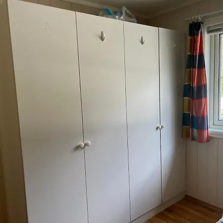 Bjorn Og Jasmins Plass Lærdalsøyri